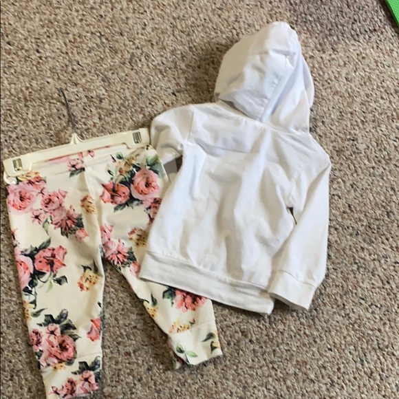 ‼️CLOSET CLOSING‼️ - Picture 2 of 3